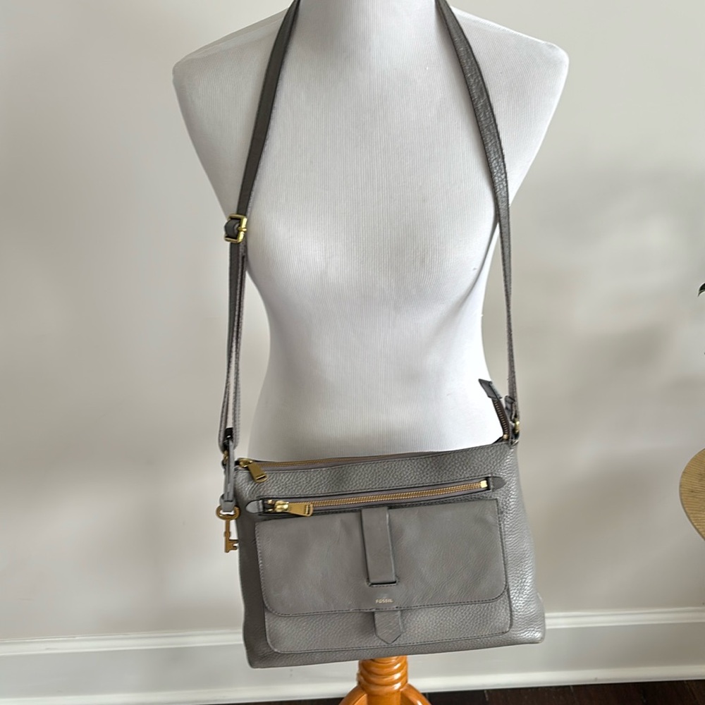 Fossil Kinley Gray Pebbled Leather Adjustable Crossbody Shoulder Bag